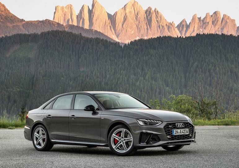 Audi A4 S line