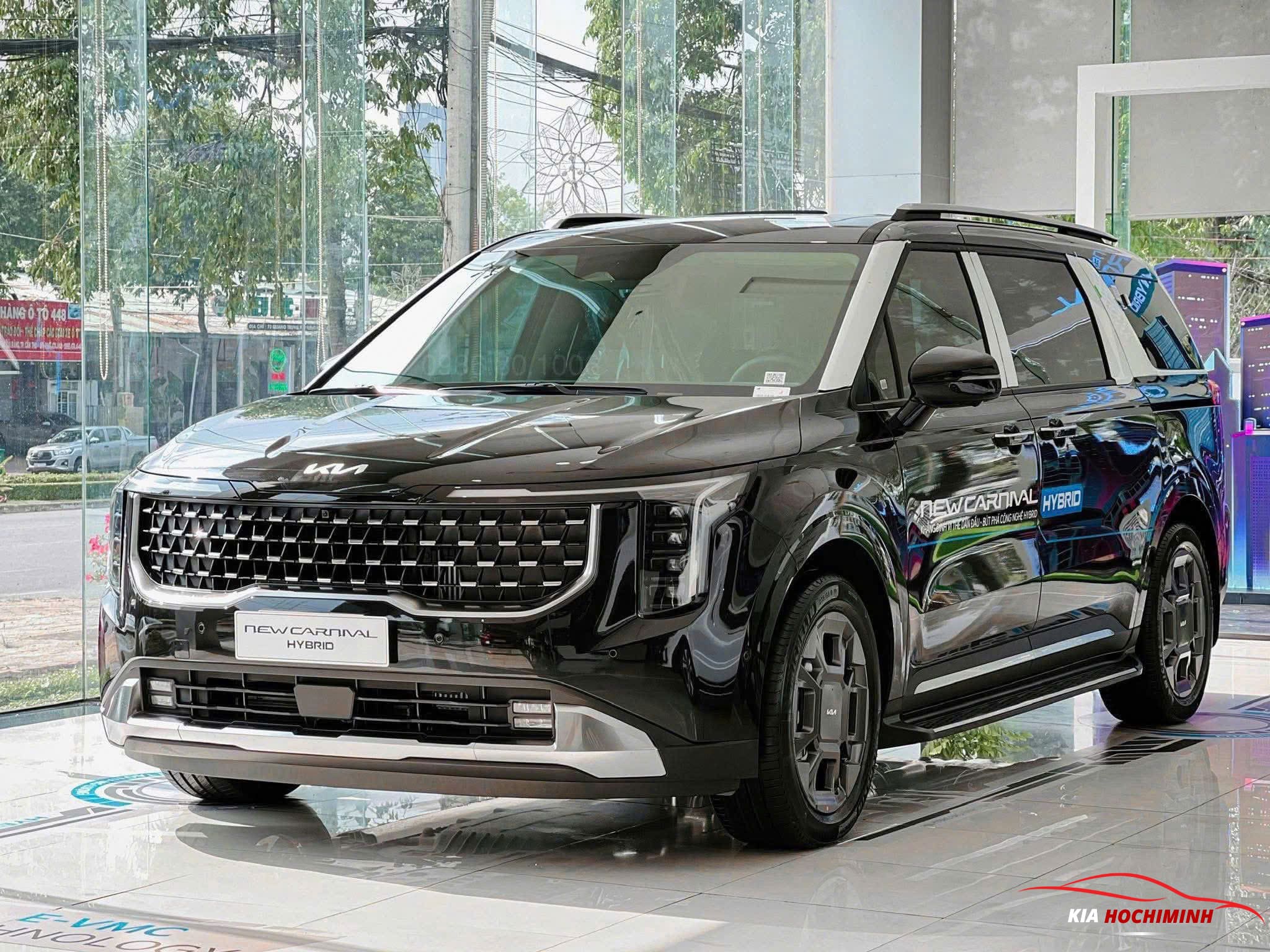 Kia Carnival Luxury