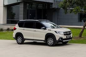 Suzuki XL7 Hybrid